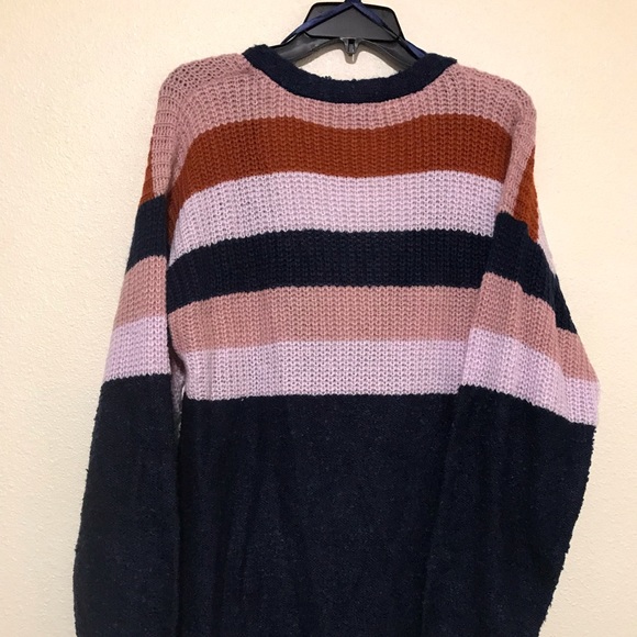 Tunic Buttoned Sweater - Picture 3 of 6